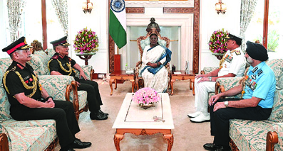3 Chiefs met President of India