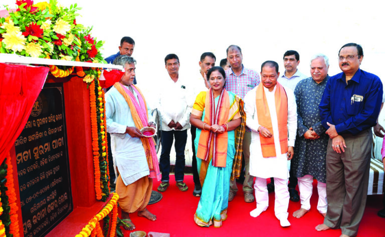 Odisha Assembly Guest house foundation stone
