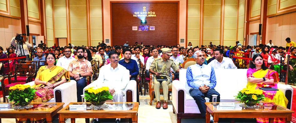 States foundation day at Rajbhawan