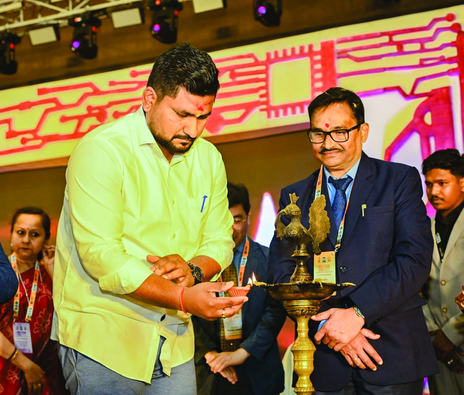 Amrut pidhi students world conference