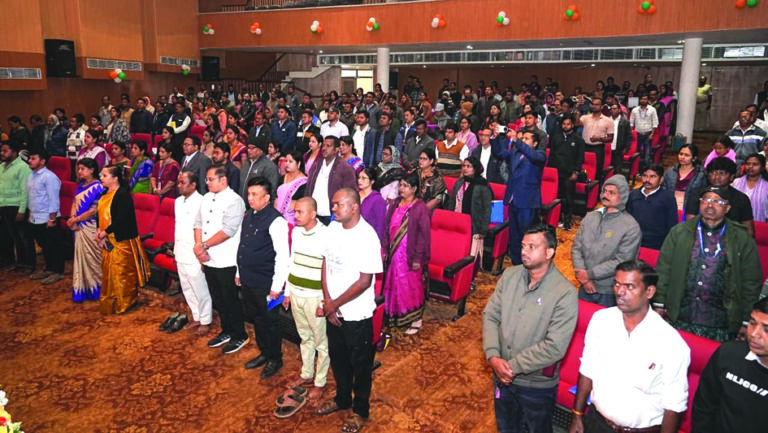 Vande Mataram recitation