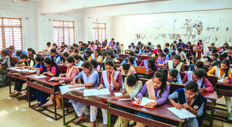 Amruta pidhi Saraswat Samaroha