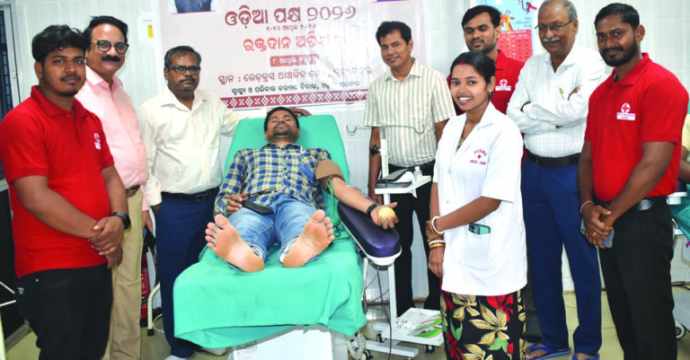 Blood donation in Odia Paksha