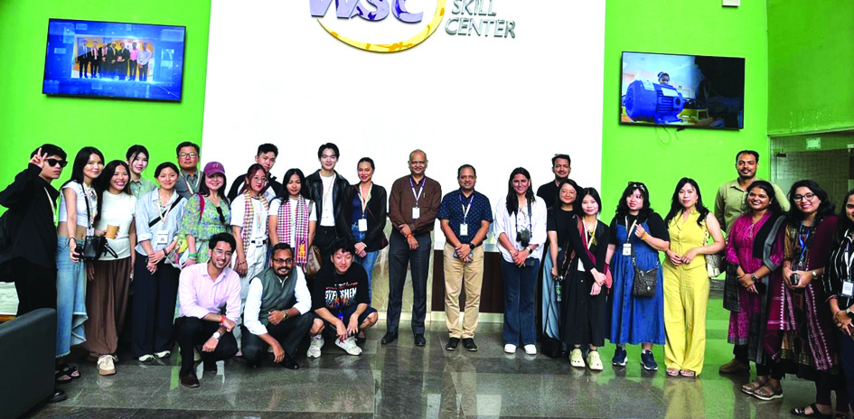 Foreign social media influencers on Odisha visit