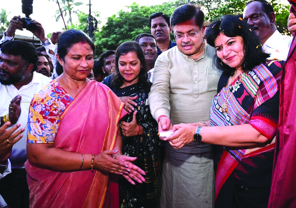 Foundation stone laid for roads in Bhubaneswar
