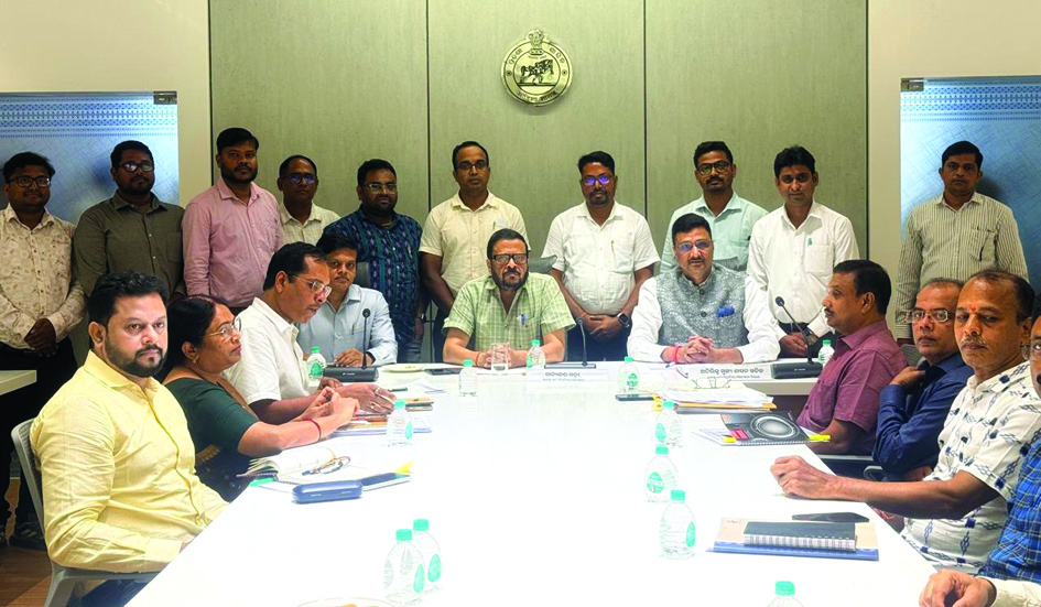 Meeting with Revenue officers