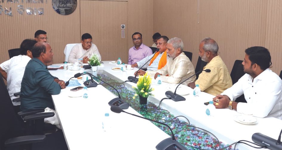 Shri Mandir fire wood problem discussion