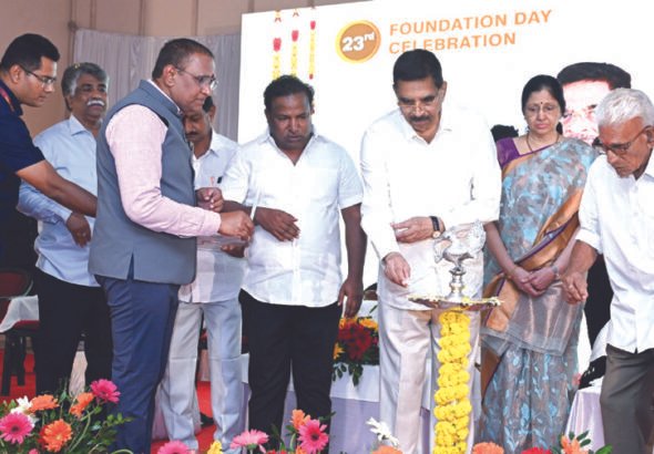 Stress on empowering rural students with science and technology